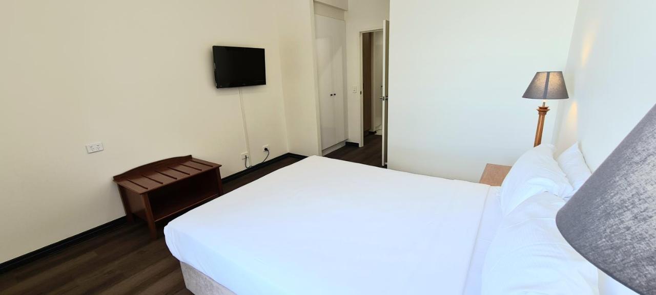 فندق Ramada By Wyndham Brisbane Windsor المظهر الخارجي الصورة