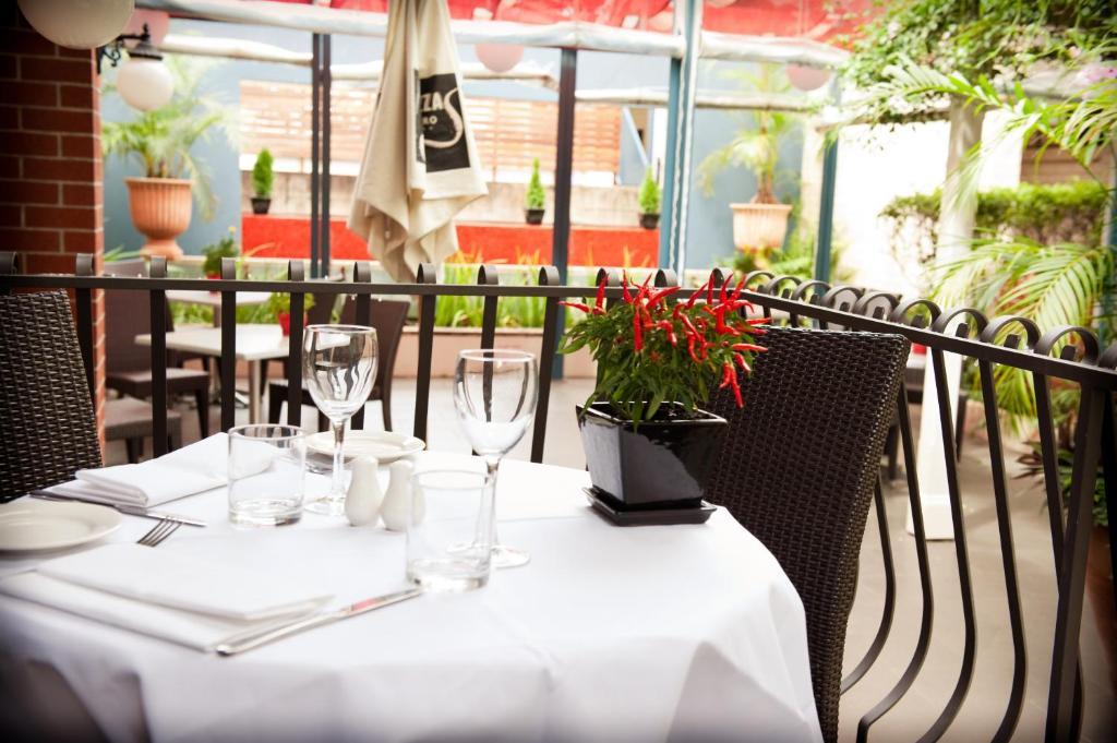 فندق Ramada By Wyndham Brisbane Windsor المظهر الخارجي الصورة