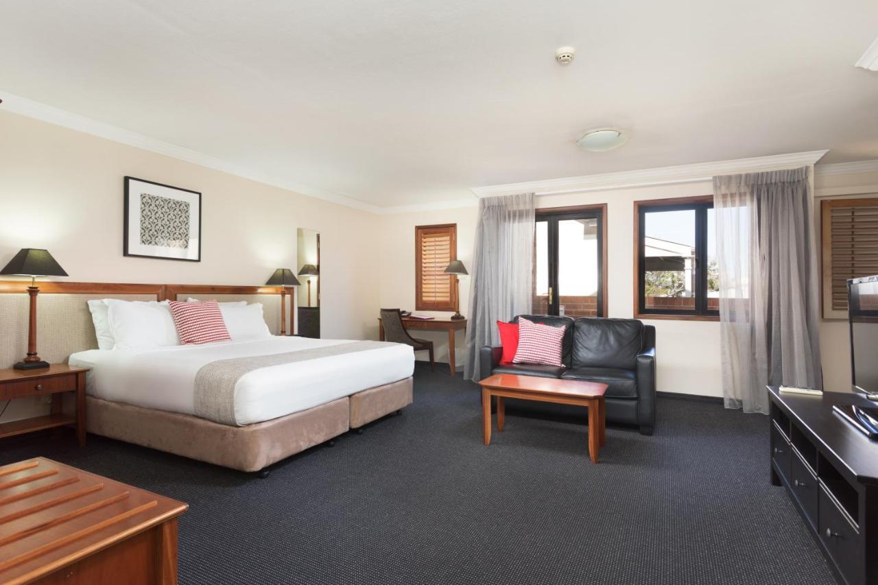 فندق Ramada By Wyndham Brisbane Windsor المظهر الخارجي الصورة