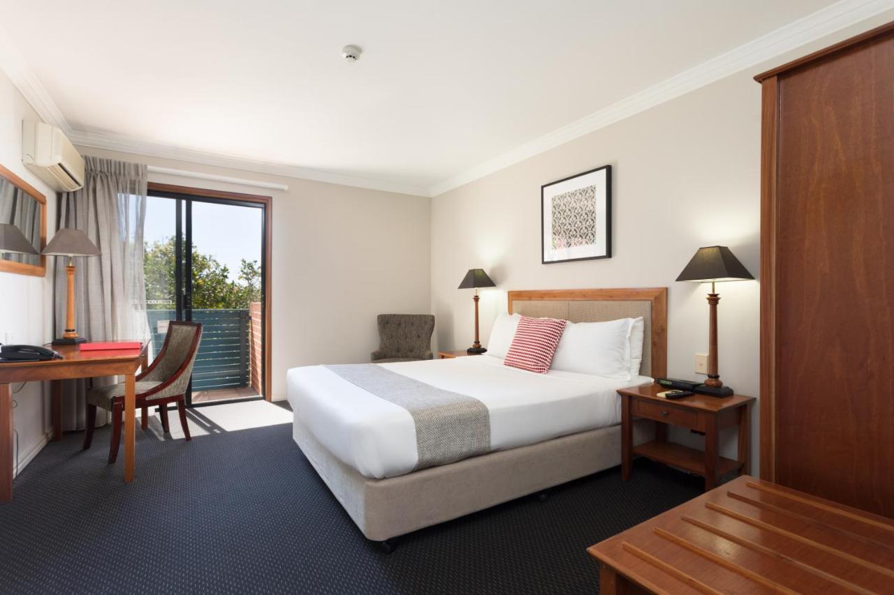 فندق Ramada By Wyndham Brisbane Windsor المظهر الخارجي الصورة
