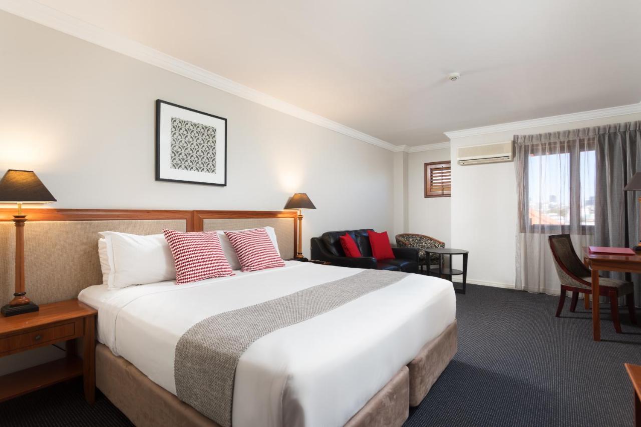 فندق Ramada By Wyndham Brisbane Windsor المظهر الخارجي الصورة